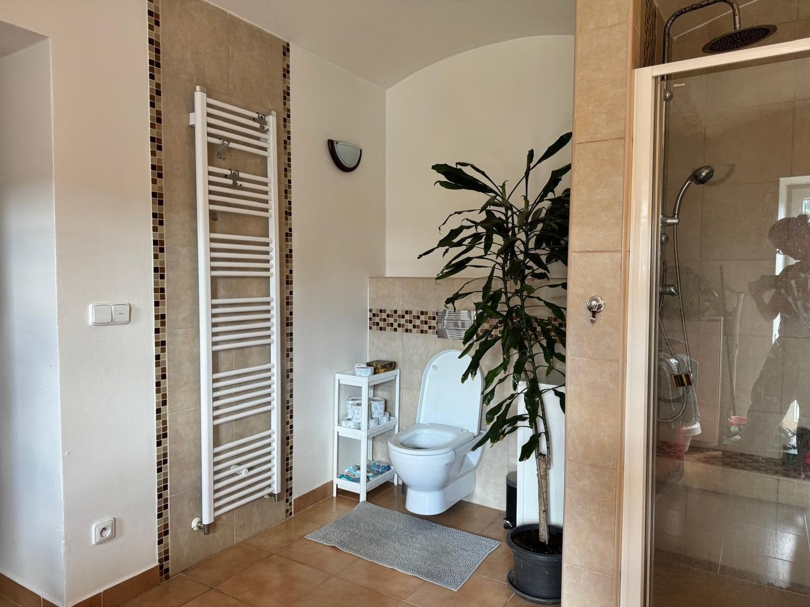 Prodej domu 68 m², pozemek 958 m², Kozárovice, Středočeský kraj Prodej domu 68 m², pozemek 958 m², Kozárovice, Středočeský kraj