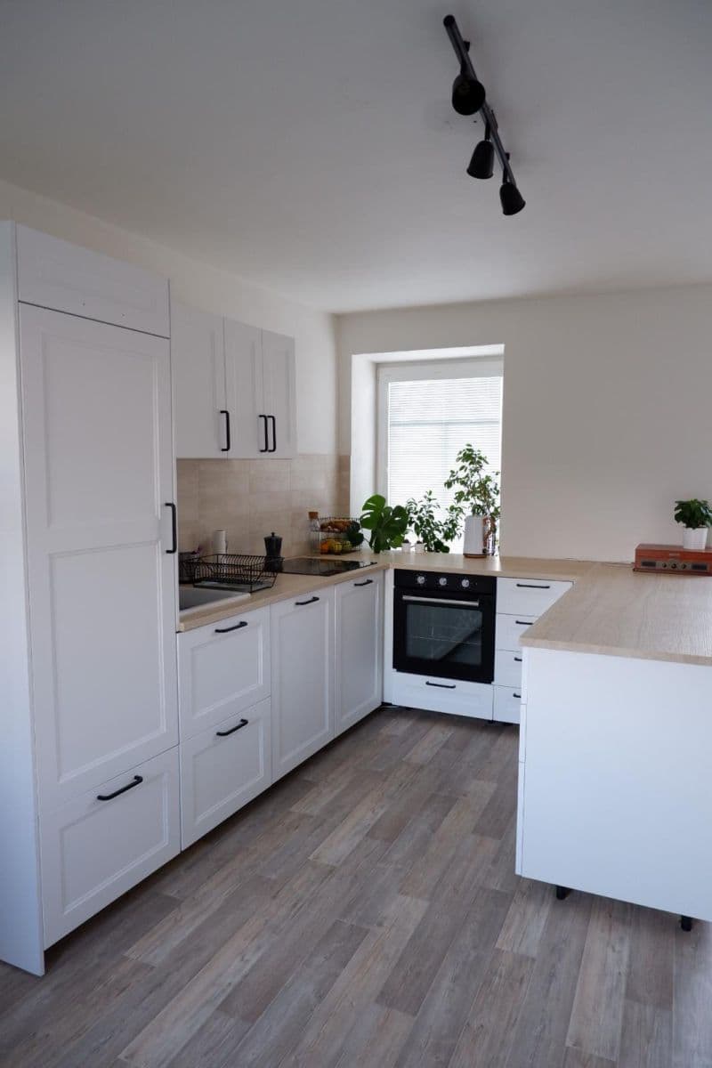 Prodej domu 68 m², pozemek 958 m², Kozárovice, Středočeský kraj Prodej domu 68 m², pozemek 958 m², Kozárovice, Středočeský kraj