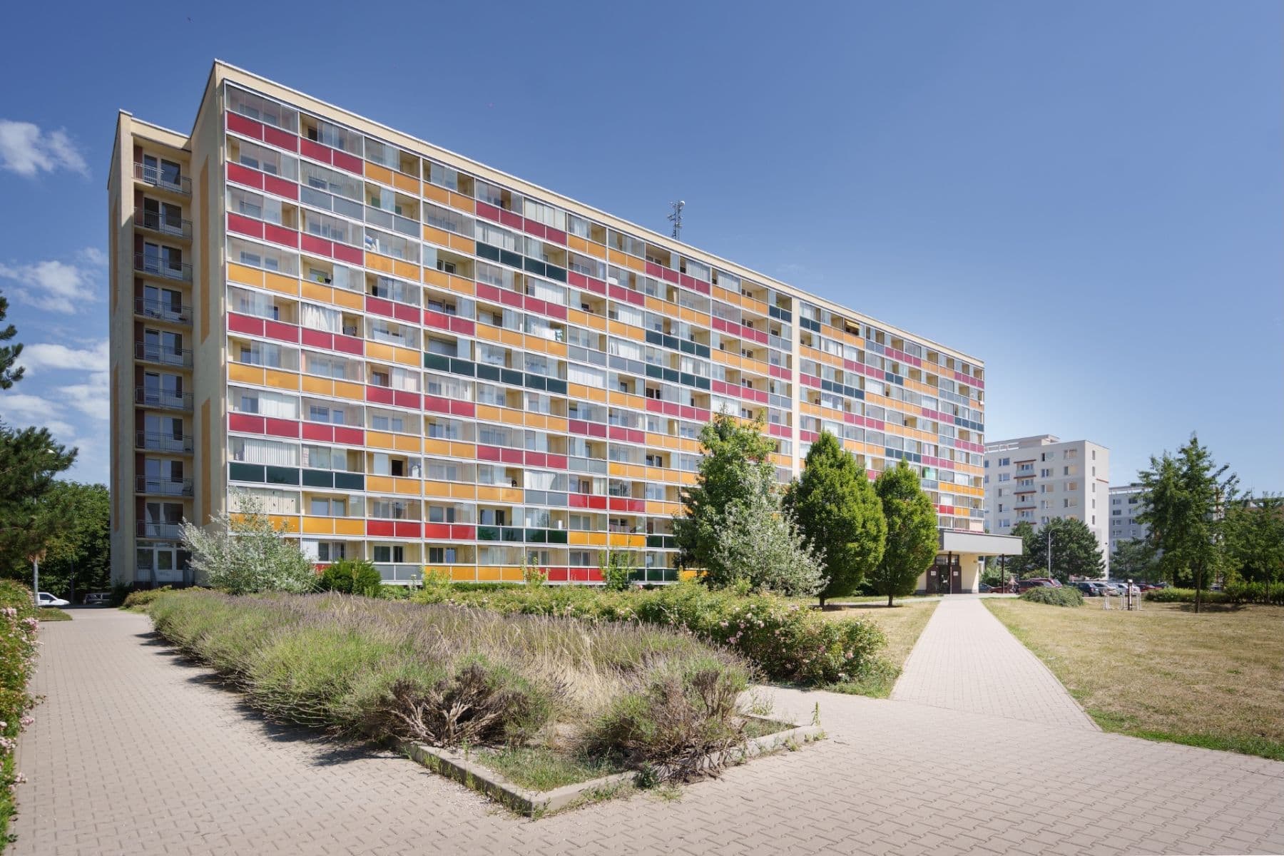 Prodej bytu 1+kk 35 m², Jana Masaryka, Hradec Králové, Královéhradecký kraj Prodej bytu 1+kk 35 m², Jana Masaryka, Hradec Králové, Královéhradecký kraj