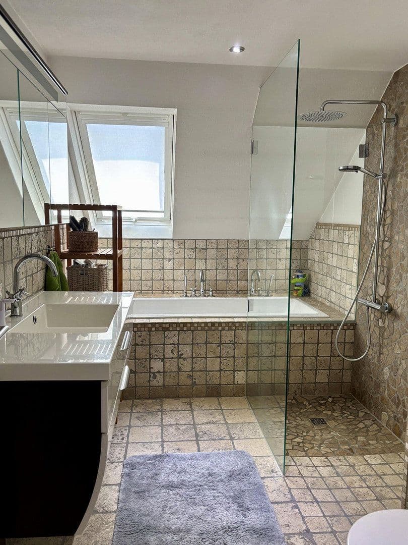 Prodej domu 115 m², pozemek 207 m², Erftstadt, Severní Porýní-Vestfálsko Prodej domu 115 m², pozemek 207 m², Erftstadt, Severní Porýní-Vestfálsko