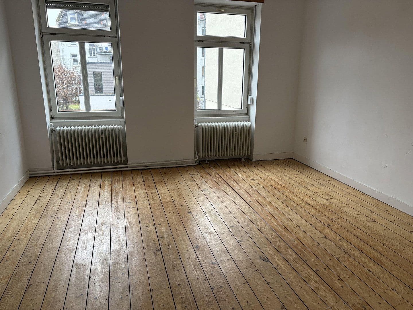 Prodej domu 295 m², pozemek 131 m², Beckerstraße 30, Darmstadt, Hessen Prodej domu 295 m², pozemek 131 m², Beckerstraße 30, Darmstadt, Hessen
