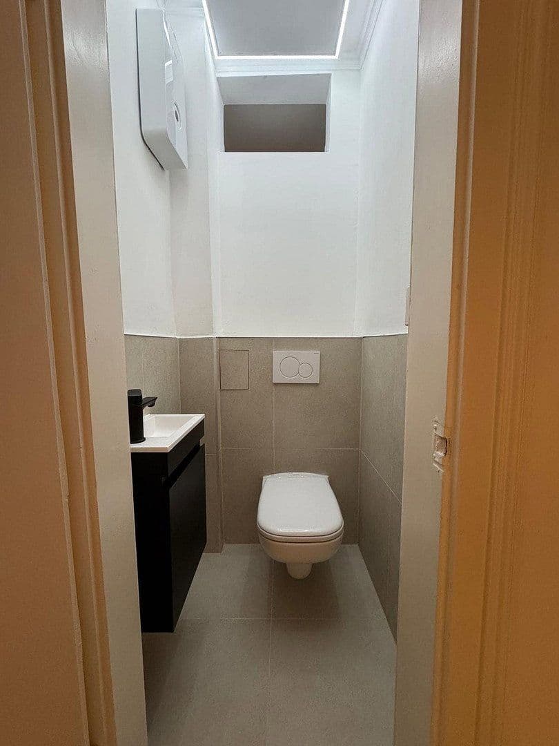 Pronájem bytu 4+1 82 m², Darmstadt, Hessen Pronájem bytu 4+1 82 m², Darmstadt, Hessen