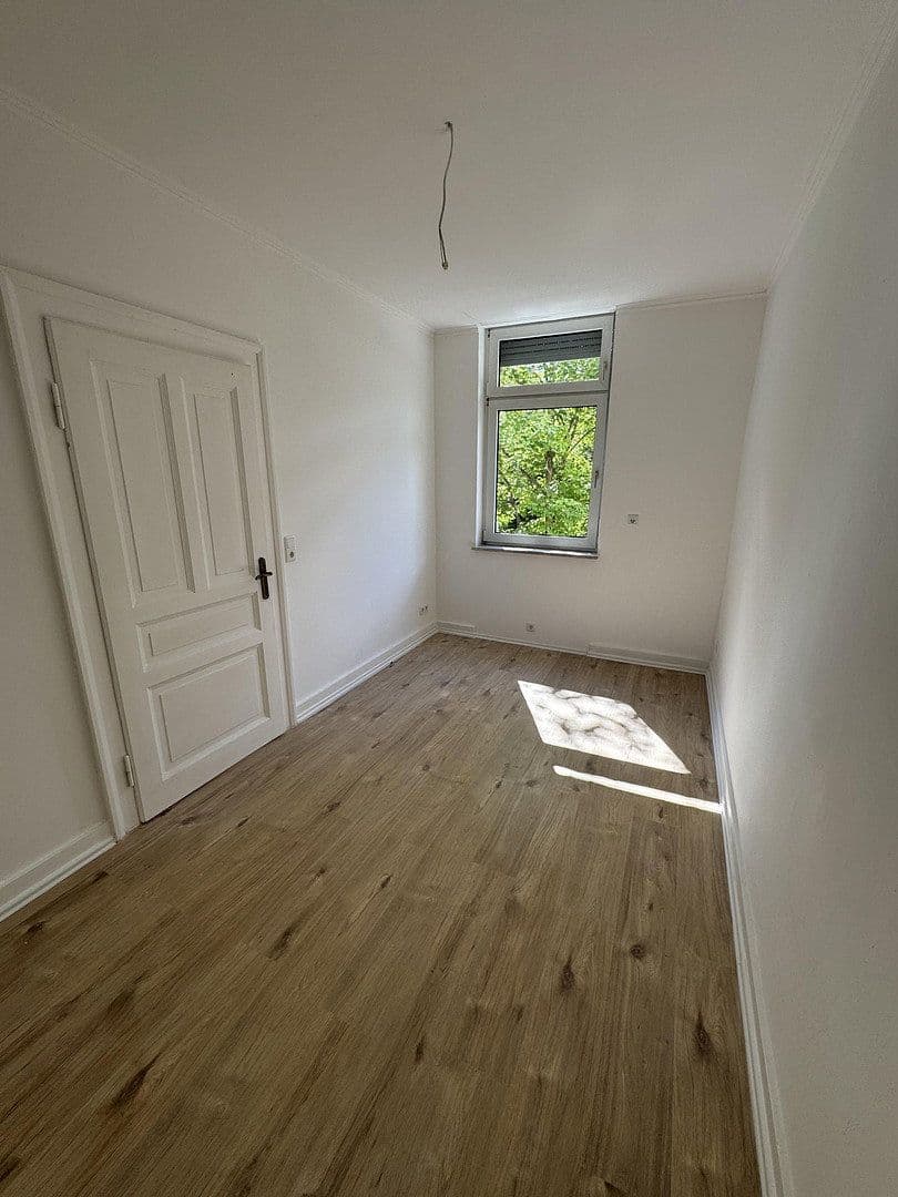 Pronájem bytu 4+1 82 m², Darmstadt, Hessen Pronájem bytu 4+1 82 m², Darmstadt, Hessen