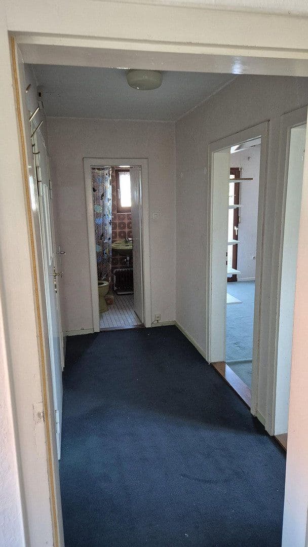 Prodej domu 175 m², pozemek 600 m², Salinenstraße 15, Salzgitter-Thiede, Dolní Sasko Prodej domu 175 m², pozemek 600 m², Salinenstraße 15, Salzgitter-Thiede, Dolní Sasko