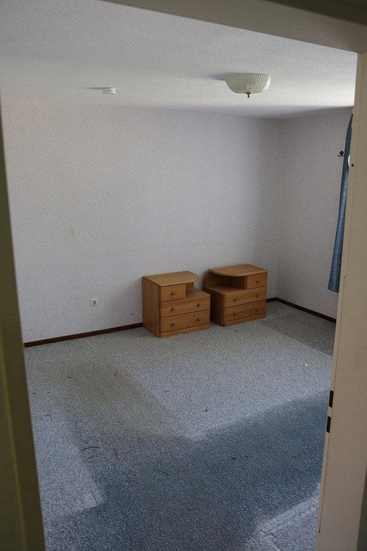 Prodej domu 175 m², pozemek 600 m², Salinenstraße 15, Salzgitter-Thiede, Dolní Sasko Prodej domu 175 m², pozemek 600 m², Salinenstraße 15, Salzgitter-Thiede, Dolní Sasko