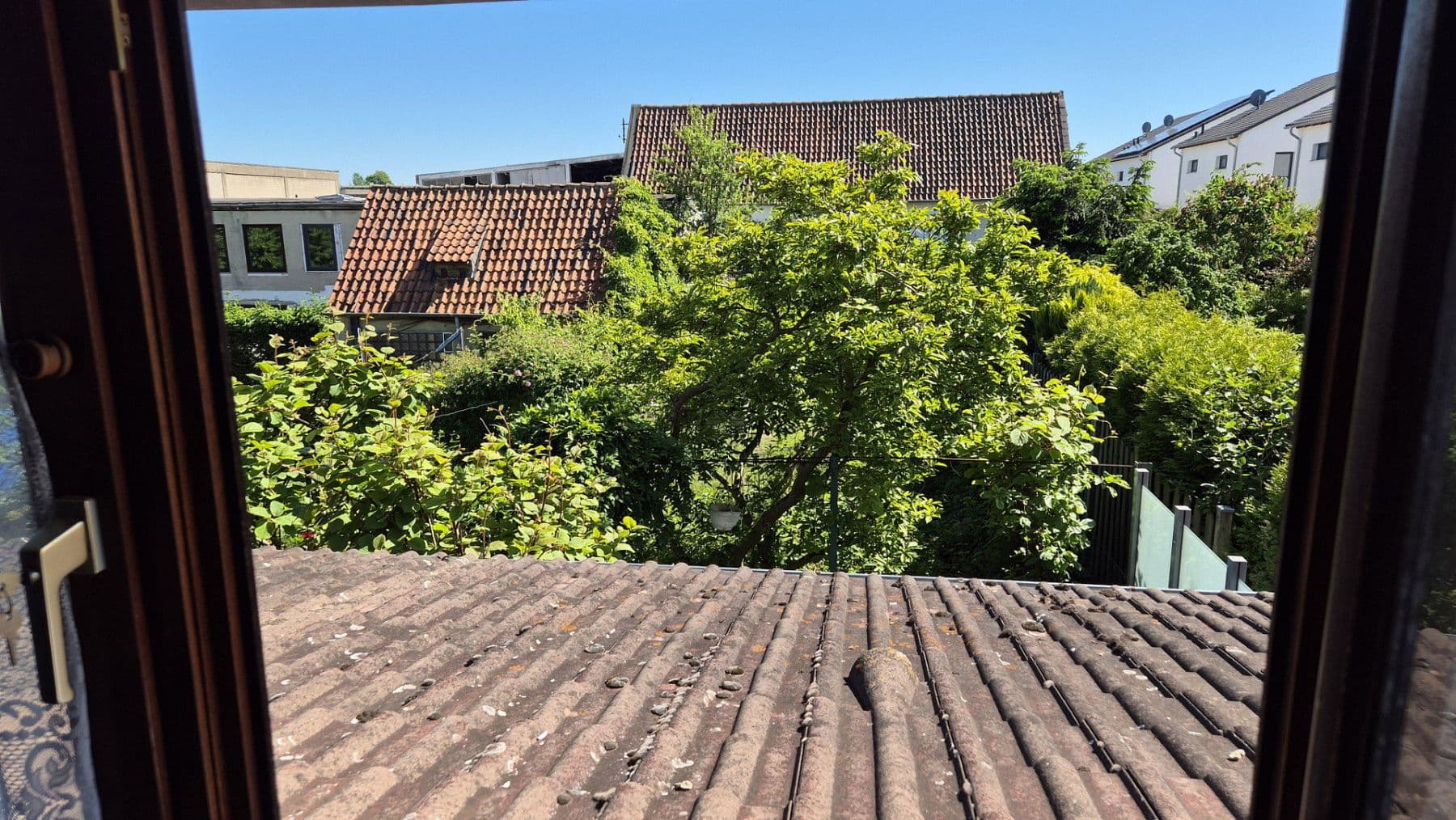 Prodej domu 175 m², pozemek 600 m², Salinenstraße 15, Salzgitter-Thiede, Dolní Sasko Prodej domu 175 m², pozemek 600 m², Salinenstraße 15, Salzgitter-Thiede, Dolní Sasko