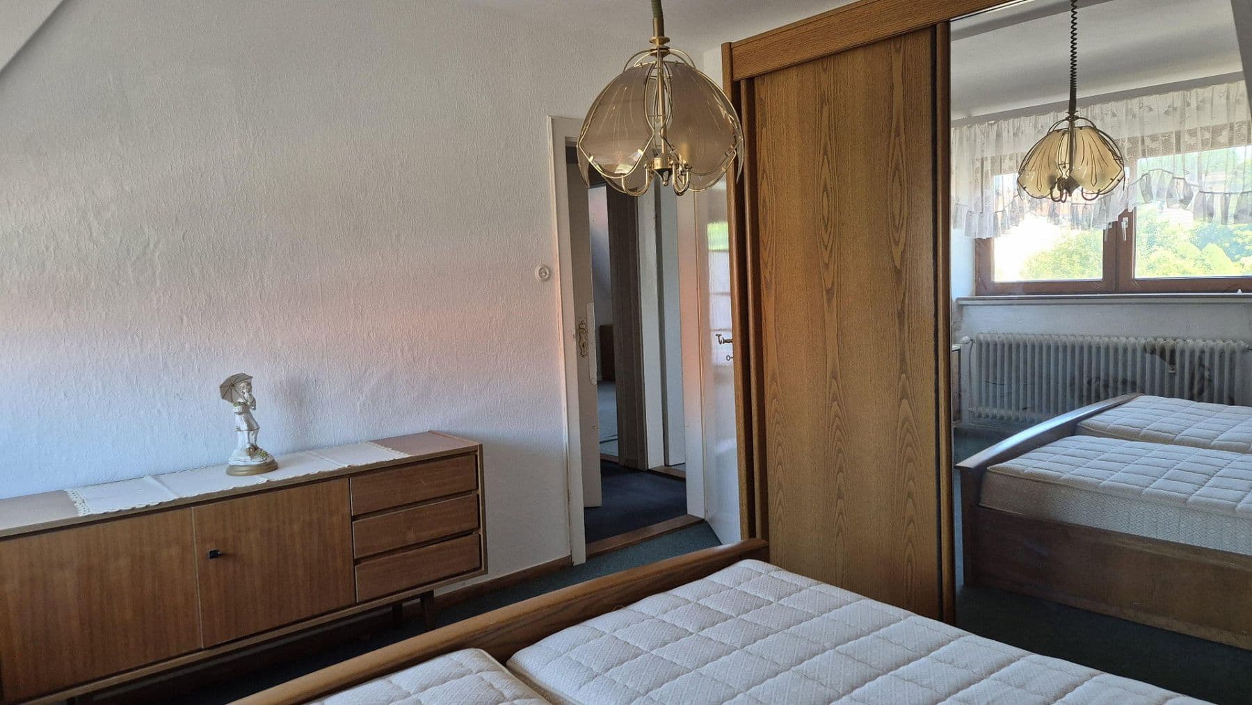 Prodej domu 175 m², pozemek 600 m², Salinenstraße 15, Salzgitter-Thiede, Dolní Sasko Prodej domu 175 m², pozemek 600 m², Salinenstraße 15, Salzgitter-Thiede, Dolní Sasko