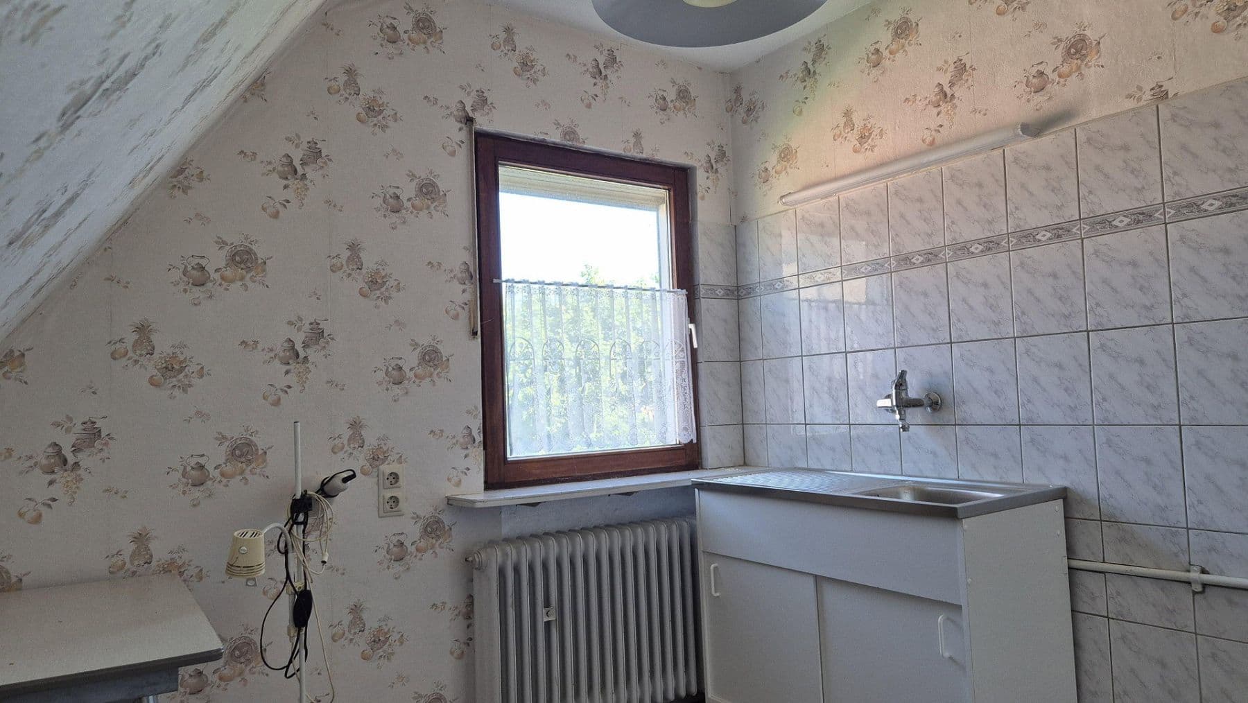 Prodej domu 175 m², pozemek 600 m², Salinenstraße 15, Salzgitter-Thiede, Dolní Sasko Prodej domu 175 m², pozemek 600 m², Salinenstraße 15, Salzgitter-Thiede, Dolní Sasko