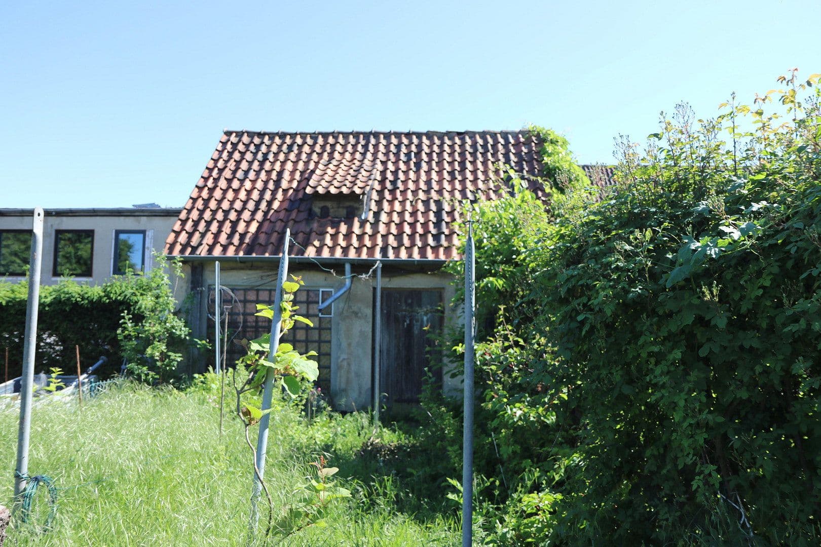 Prodej domu 175 m², pozemek 600 m², Salinenstraße 15, Salzgitter-Thiede, Dolní Sasko Prodej domu 175 m², pozemek 600 m², Salinenstraße 15, Salzgitter-Thiede, Dolní Sasko