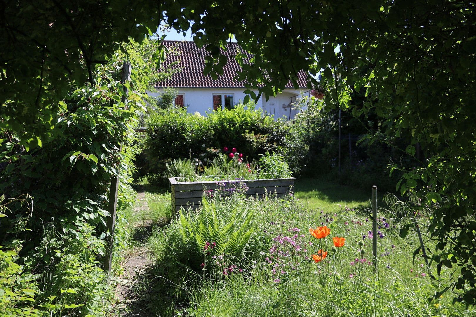 Prodej domu 175 m², pozemek 600 m², Salinenstraße 15, Salzgitter-Thiede, Dolní Sasko Prodej domu 175 m², pozemek 600 m², Salinenstraße 15, Salzgitter-Thiede, Dolní Sasko