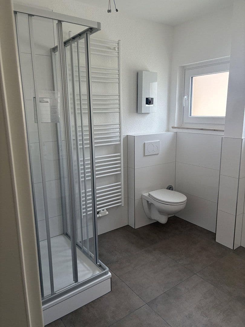 Pronájem bytu 3+1 80 m², Wuppertal, Severní Porýní-Vestfálsko Pronájem bytu 3+1 80 m², Wuppertal, Severní Porýní-Vestfálsko