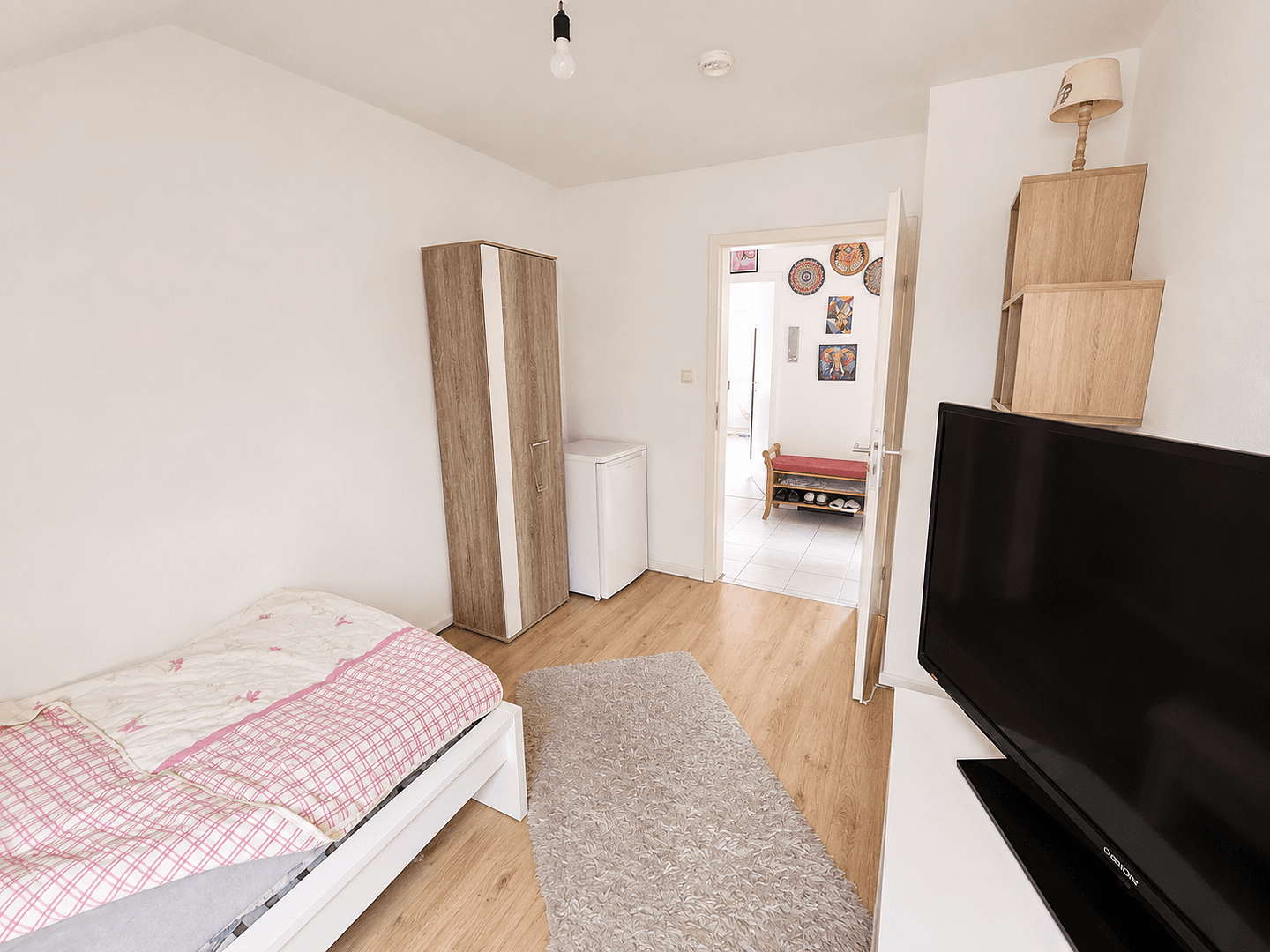 Pronájem bytu 3+1 60 m², Oberhausen, Severní Porýní-Vestfálsko Pronájem bytu 3+1 60 m², Oberhausen, Severní Porýní-Vestfálsko