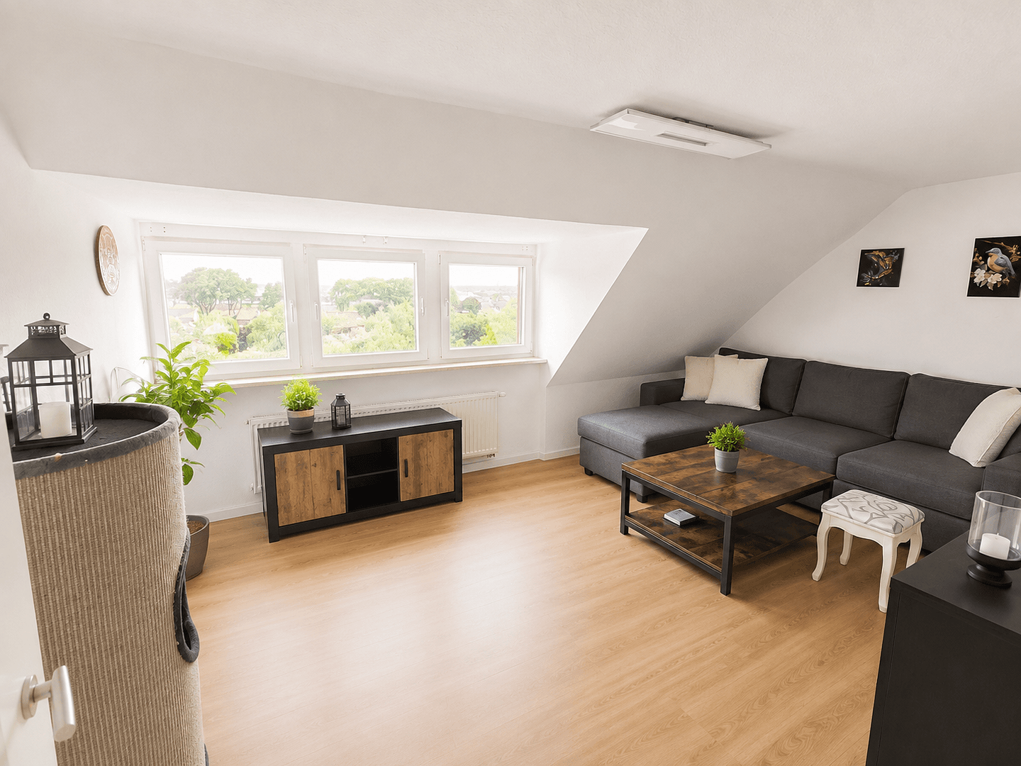 Pronájem bytu 3+1 60 m², Oberhausen, Severní Porýní-Vestfálsko Pronájem bytu 3+1 60 m², Oberhausen, Severní Porýní-Vestfálsko