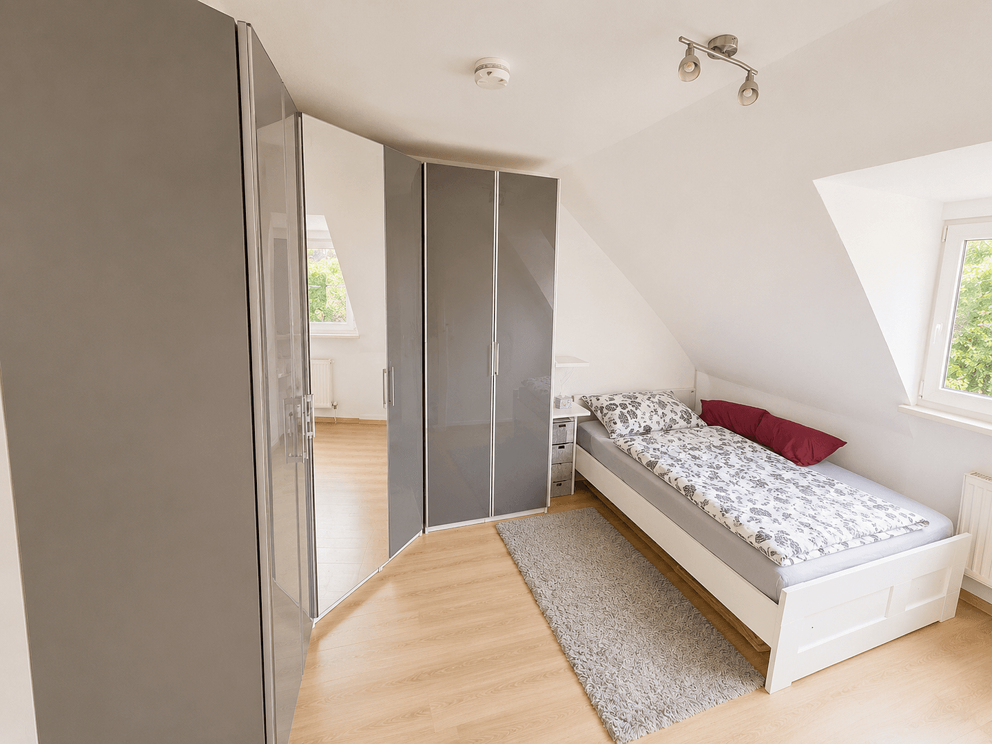 Pronájem bytu 3+1 60 m², Oberhausen, Severní Porýní-Vestfálsko Pronájem bytu 3+1 60 m², Oberhausen, Severní Porýní-Vestfálsko