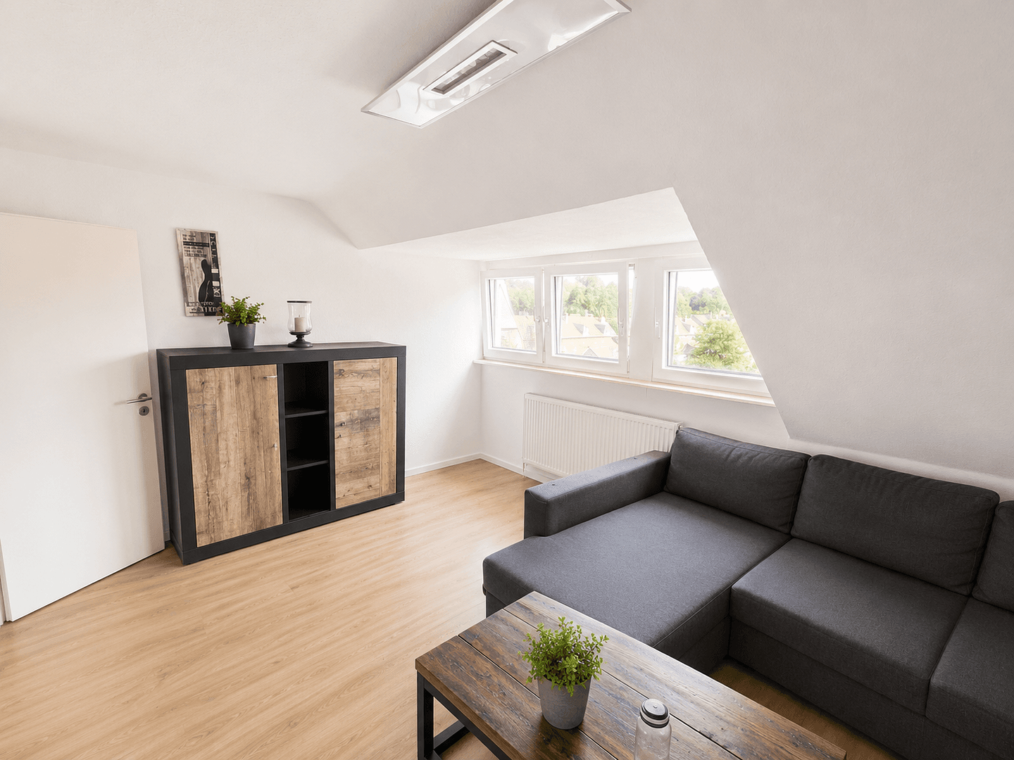 Pronájem bytu 3+1 60 m², Oberhausen, Severní Porýní-Vestfálsko Pronájem bytu 3+1 60 m², Oberhausen, Severní Porýní-Vestfálsko