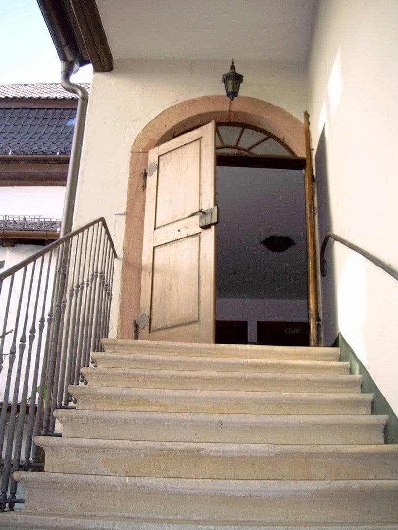 Pronájem kanceláře 93 m², Hauptstraße 94, Neustadt an der Weinstraße, Porýní-Falc Pronájem kanceláře 93 m², Hauptstraße 94, Neustadt an der Weinstraße, Porýní-Falc