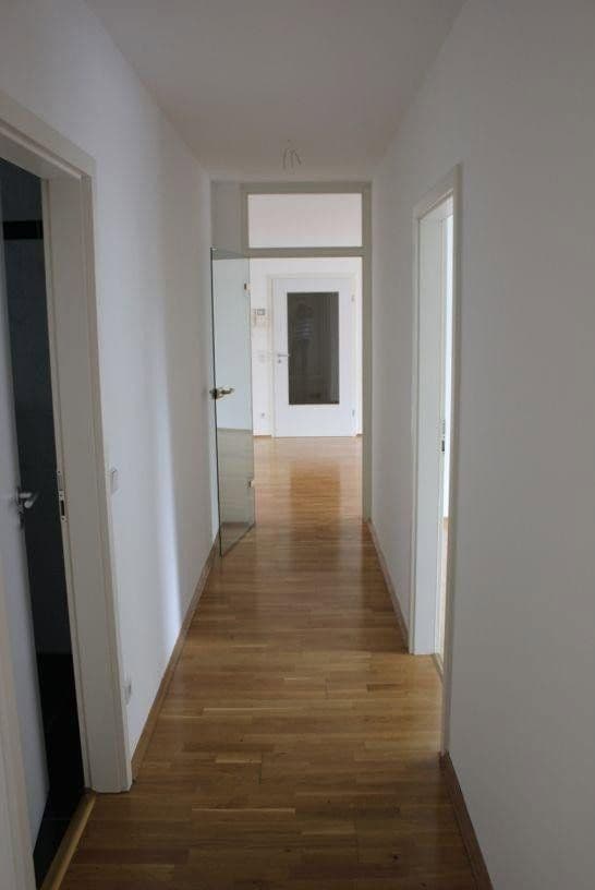 Prodej bytu 4+1 100 m², Münchener Straße, Berlin, Berlín Prodej bytu 4+1 100 m², Münchener Straße, Berlin, Berlín