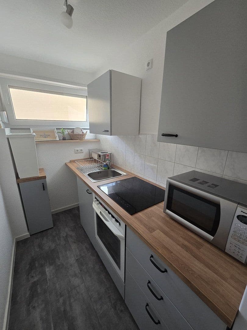 Pronájem bytu 1+1 32 m², Kaiserslautern, Porýní-Falc Pronájem bytu 1+1 32 m², Kaiserslautern, Porýní-Falc
