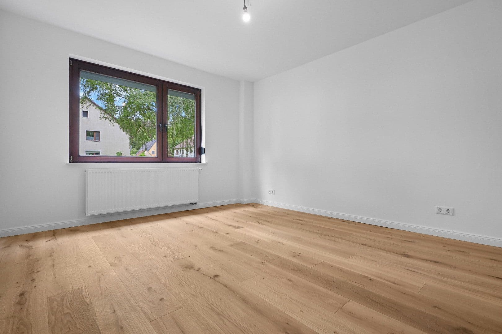 Pronájem bytu 4+1 85 m², Bremen, Bremen Pronájem bytu 4+1 85 m², Bremen, Bremen