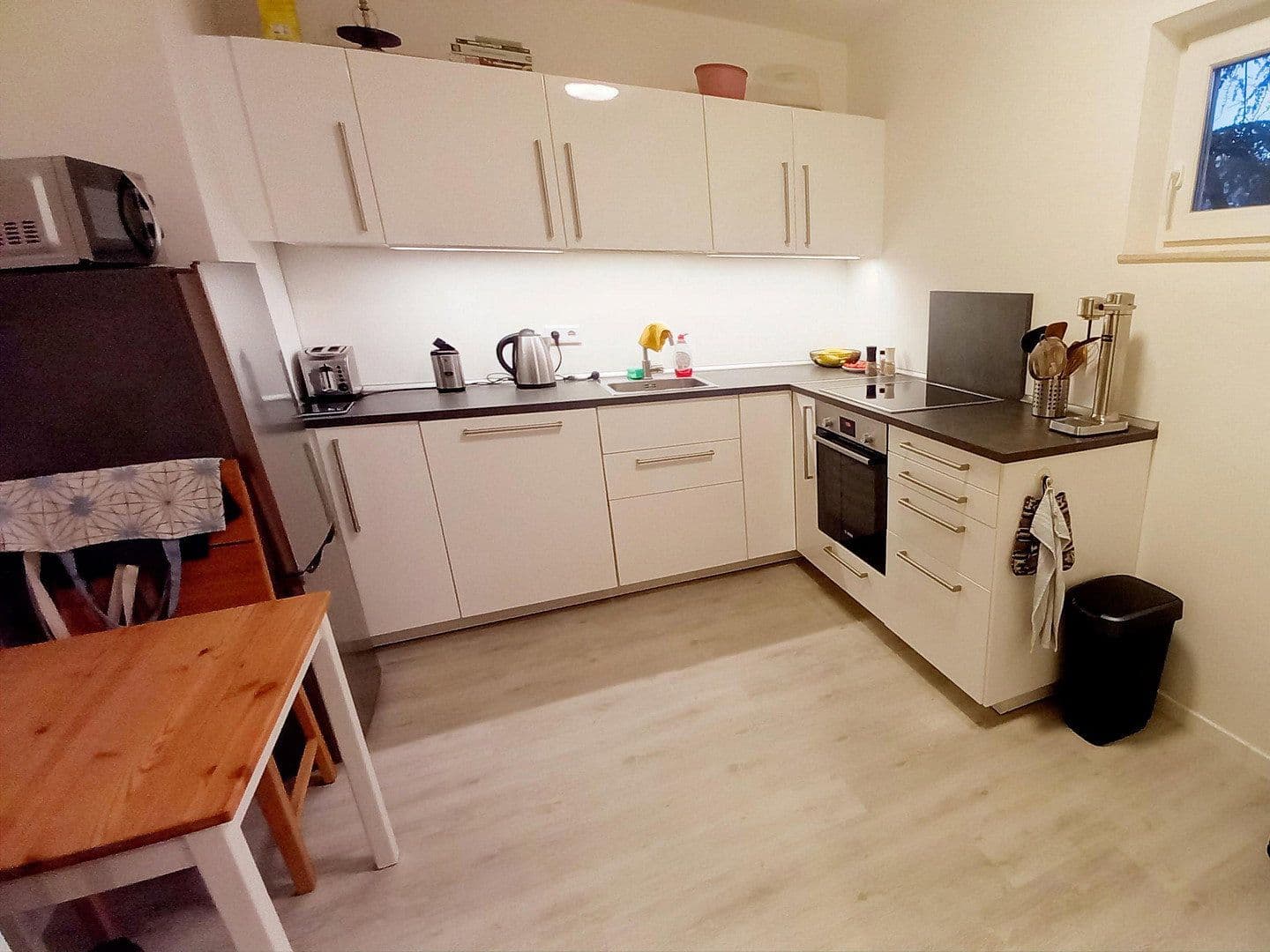 Pronájem bytu 2+1 72 m², Alte Bergstraße 3, Alsbach-Hähnlein, Hessen Pronájem bytu 2+1 72 m², Alte Bergstraße 3, Alsbach-Hähnlein, Hessen