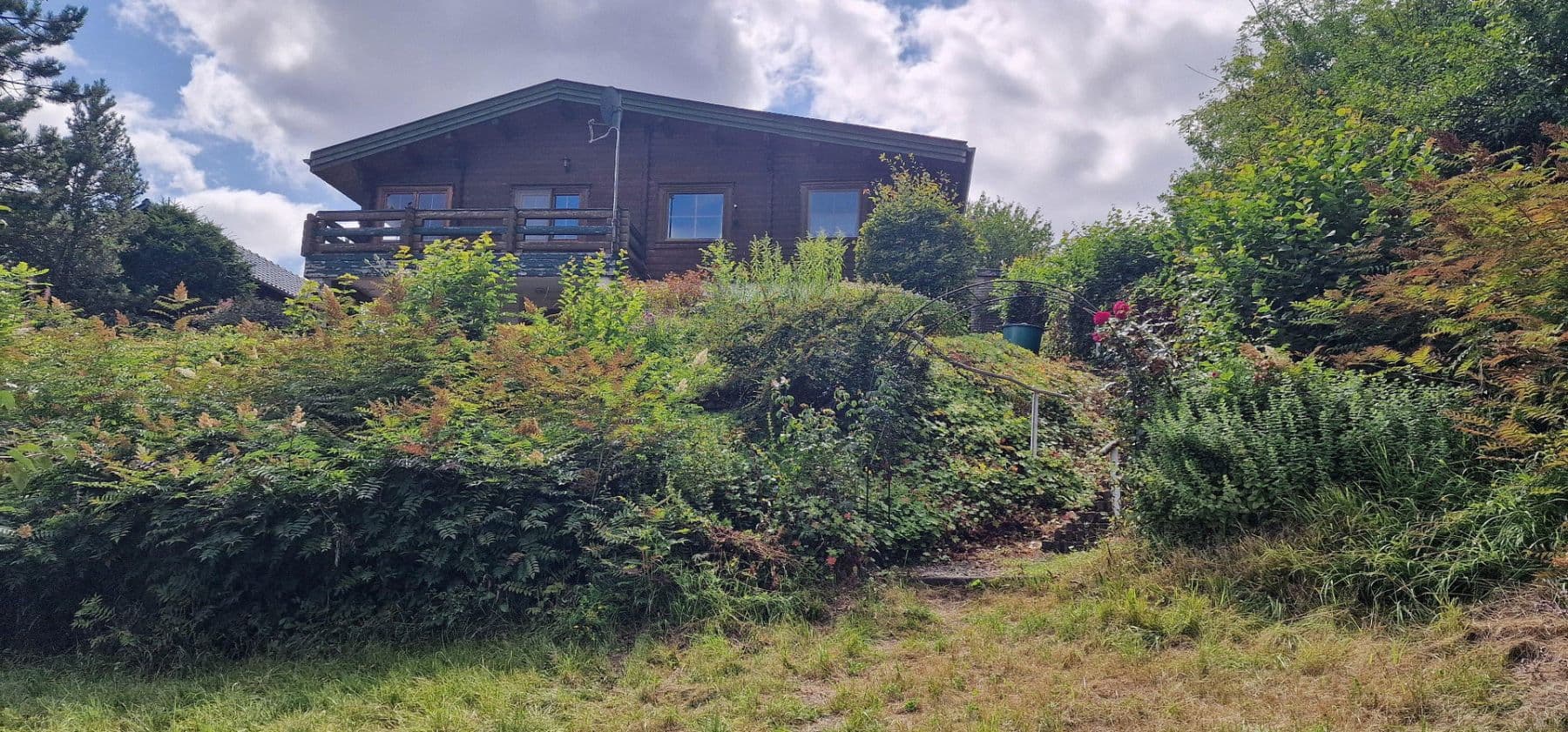 Prodej domu 145 m², pozemek 1.068 m², Bad Sachsa, Dolní Sasko Prodej domu 145 m², pozemek 1.068 m², Bad Sachsa, Dolní Sasko