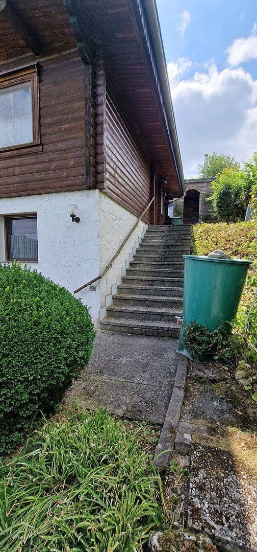 Prodej domu 145 m², pozemek 1.068 m², Bad Sachsa, Dolní Sasko Prodej domu 145 m², pozemek 1.068 m², Bad Sachsa, Dolní Sasko