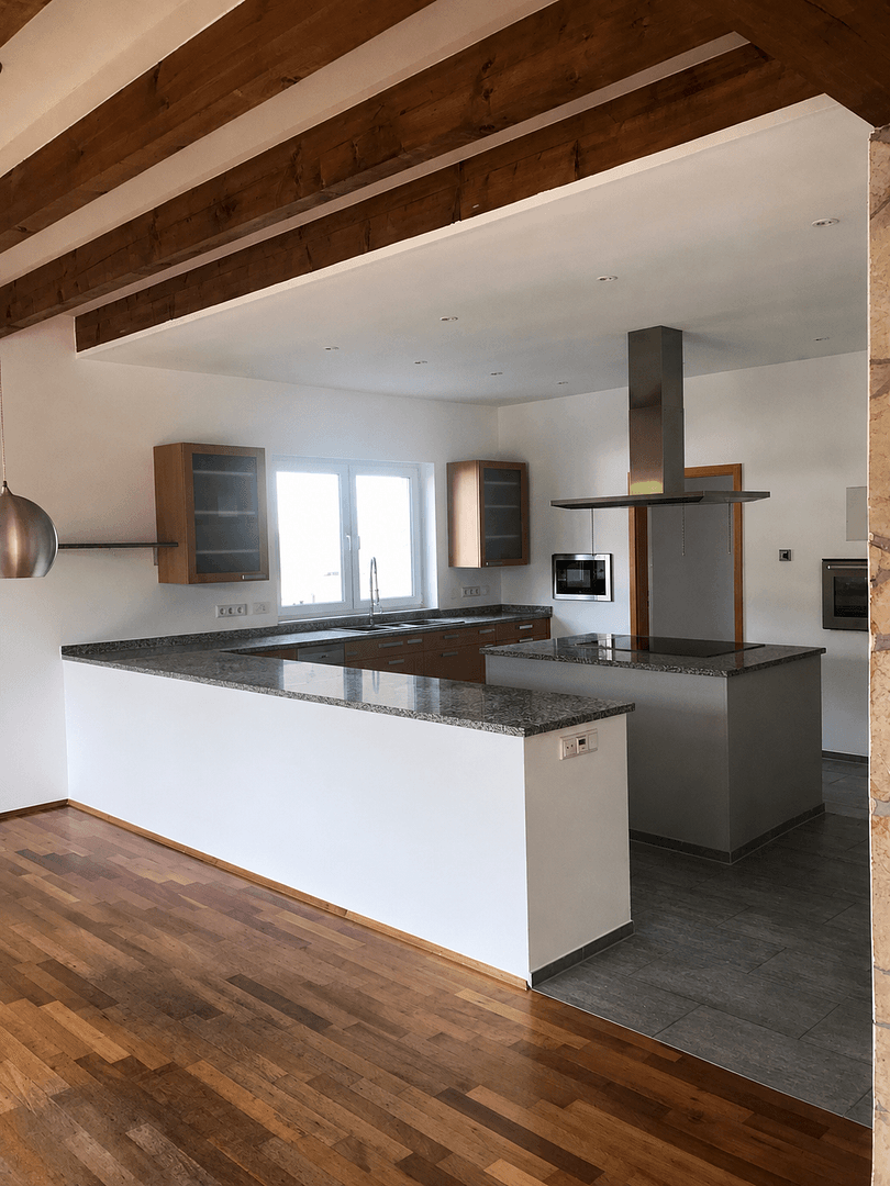 Prodej domu 300 m², pozemek 652 m², Mönchengladbach, Severní Porýní-Vestfálsko Prodej domu 300 m², pozemek 652 m², Mönchengladbach, Severní Porýní-Vestfálsko