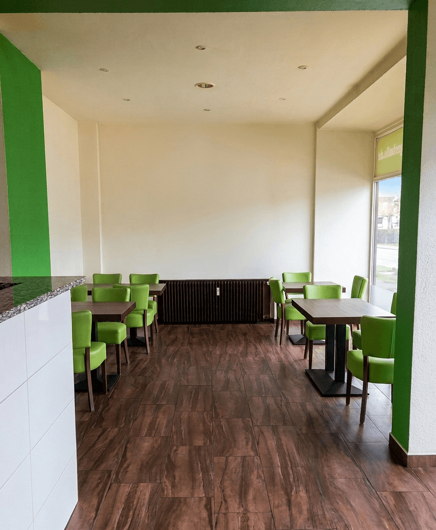 Prodej domu 686 m², pozemek 345 m², Trierer Straße 52, Saarbrücken, Země Sársko Prodej domu 686 m², pozemek 345 m², Trierer Straße 52, Saarbrücken, Země Sársko