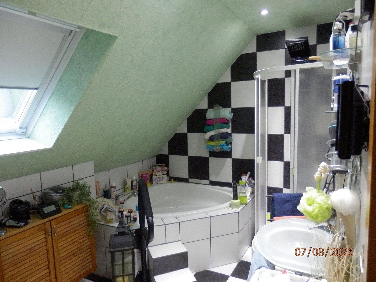 Prodej domu 126 m², pozemek 527 m², Bästleinsstraße 17a, Hohen Neuendorf, Braniborsko Prodej domu 126 m², pozemek 527 m², Bästleinsstraße 17a, Hohen Neuendorf, Braniborsko