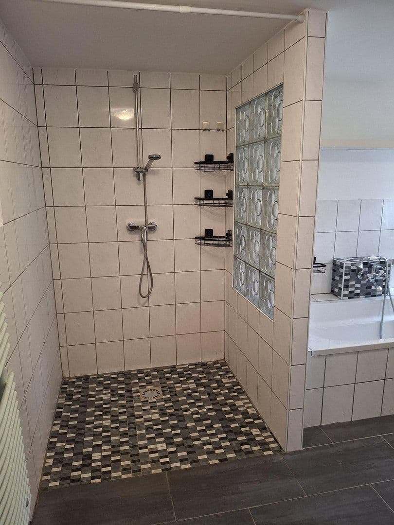 Pronájem domu 114 m², pozemek 400 m², Tegelbarg 14, Boostedt, Šlesvicko-Holštýnsko Pronájem domu 114 m², pozemek 400 m², Tegelbarg 14, Boostedt, Šlesvicko-Holštýnsko