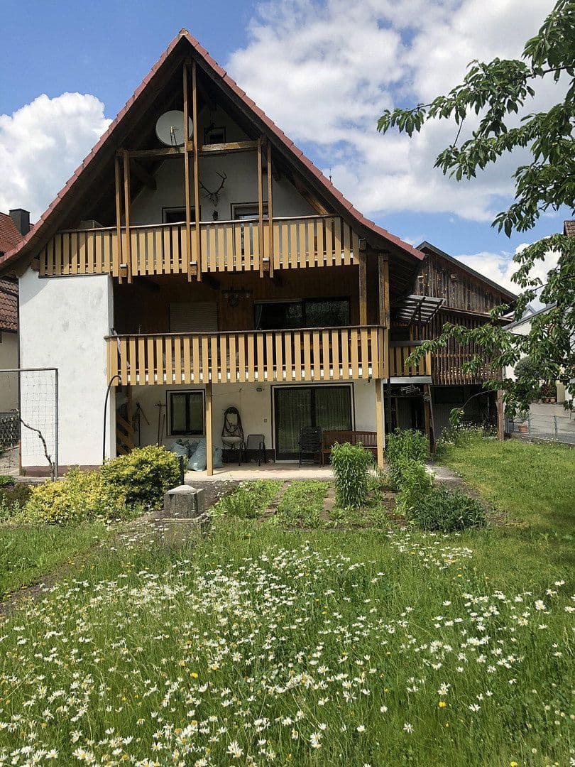 Prodej domu 135 m², pozemek 689 m², Bad Bocklet, Bavorsko Prodej domu 135 m², pozemek 689 m², Bad Bocklet, Bavorsko