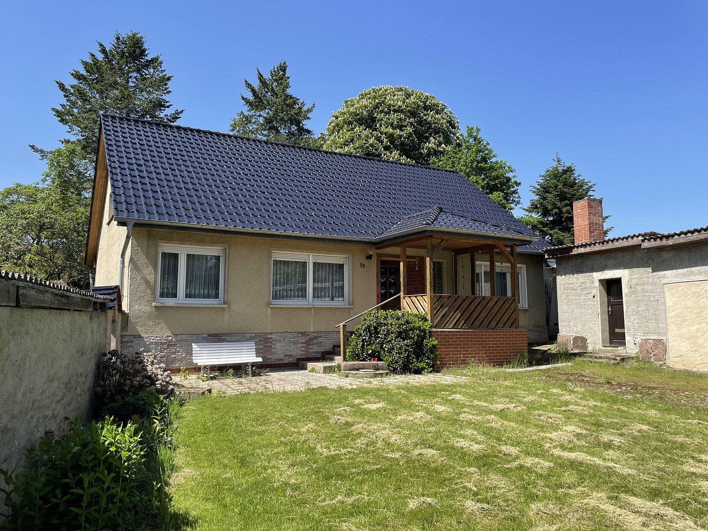 Prodej domu 145 m², pozemek 2.000 m², Beetzendorf, Sasko-Anhaltsko Prodej domu 145 m², pozemek 2.000 m², Beetzendorf, Sasko-Anhaltsko