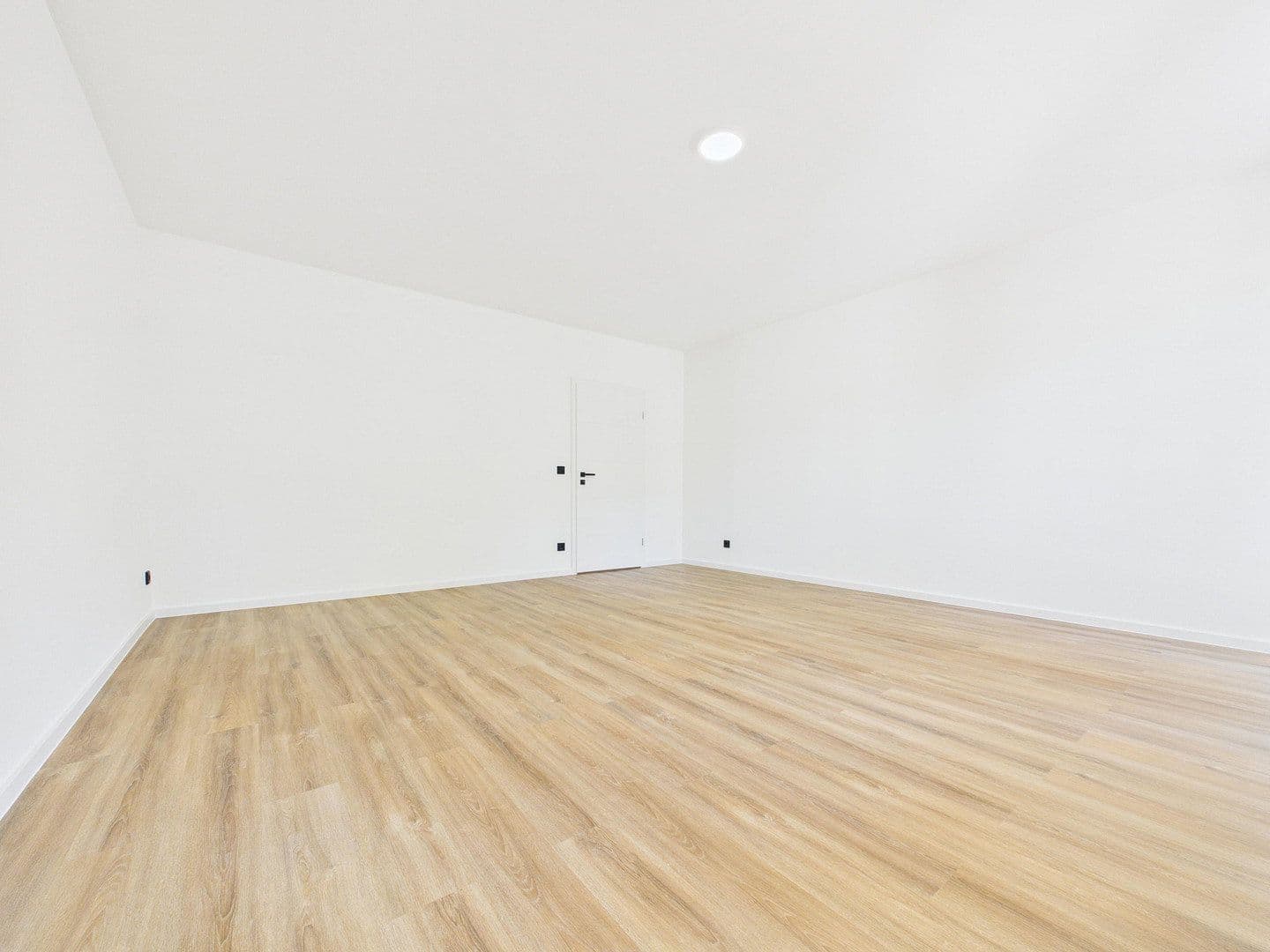 Prodej bytu 5+1 127 m², Humboldtstraße 10b, Erlangen, Bavorsko Prodej bytu 5+1 127 m², Humboldtstraße 10b, Erlangen, Bavorsko