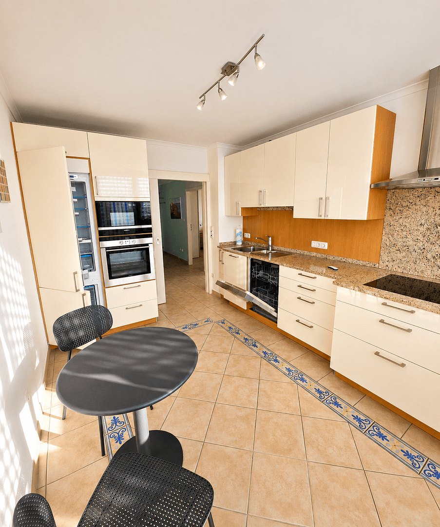 Pronájem bytu 2+1 80 m², München, Bavorsko Pronájem bytu 2+1 80 m², München, Bavorsko