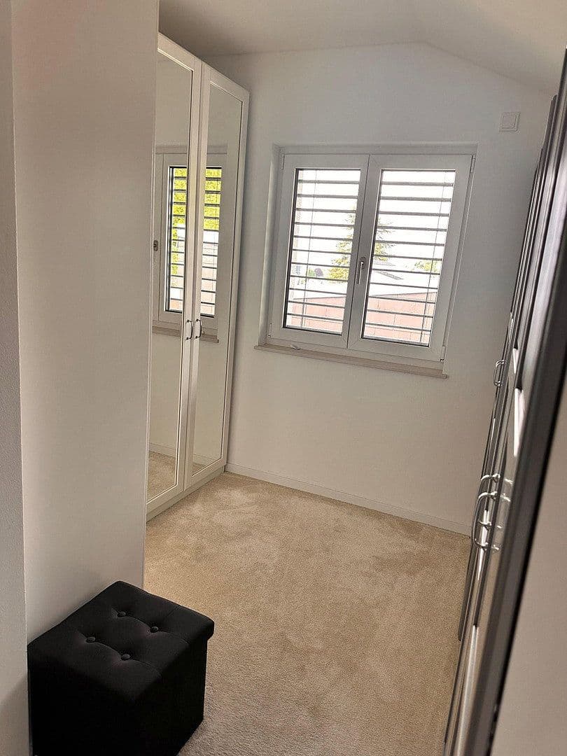 Prodej domu 260 m², pozemek 457 m², Blütenweg 13, Weinheim, Bádensko-Württembersko Prodej domu 260 m², pozemek 457 m², Blütenweg 13, Weinheim, Bádensko-Württembersko