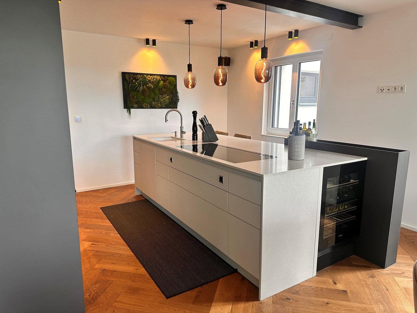 Prodej domu 260 m², pozemek 457 m², Blütenweg 13, Weinheim, Bádensko-Württembersko Prodej domu 260 m², pozemek 457 m², Blütenweg 13, Weinheim, Bádensko-Württembersko