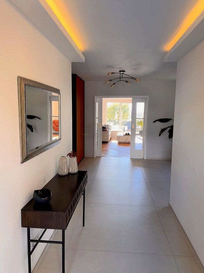 Prodej domu 260 m², pozemek 457 m², Blütenweg 13, Weinheim, Bádensko-Württembersko Prodej domu 260 m², pozemek 457 m², Blütenweg 13, Weinheim, Bádensko-Württembersko