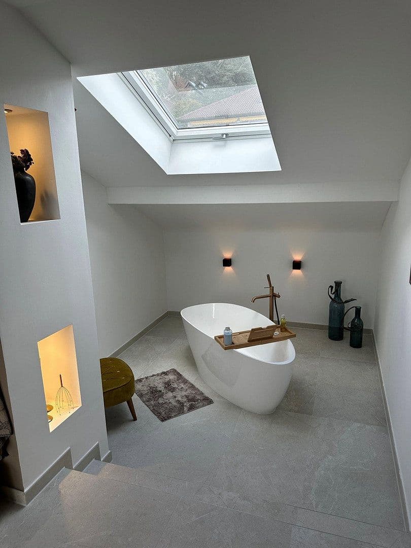 Prodej domu 260 m², pozemek 457 m², Blütenweg 13, Weinheim, Bádensko-Württembersko Prodej domu 260 m², pozemek 457 m², Blütenweg 13, Weinheim, Bádensko-Württembersko