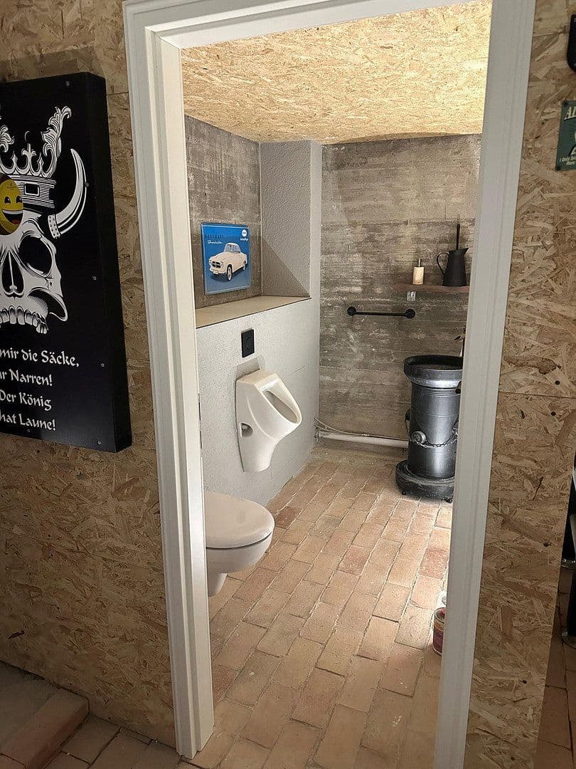 Prodej domu 260 m², pozemek 457 m², Blütenweg 13, Weinheim, Bádensko-Württembersko Prodej domu 260 m², pozemek 457 m², Blütenweg 13, Weinheim, Bádensko-Württembersko