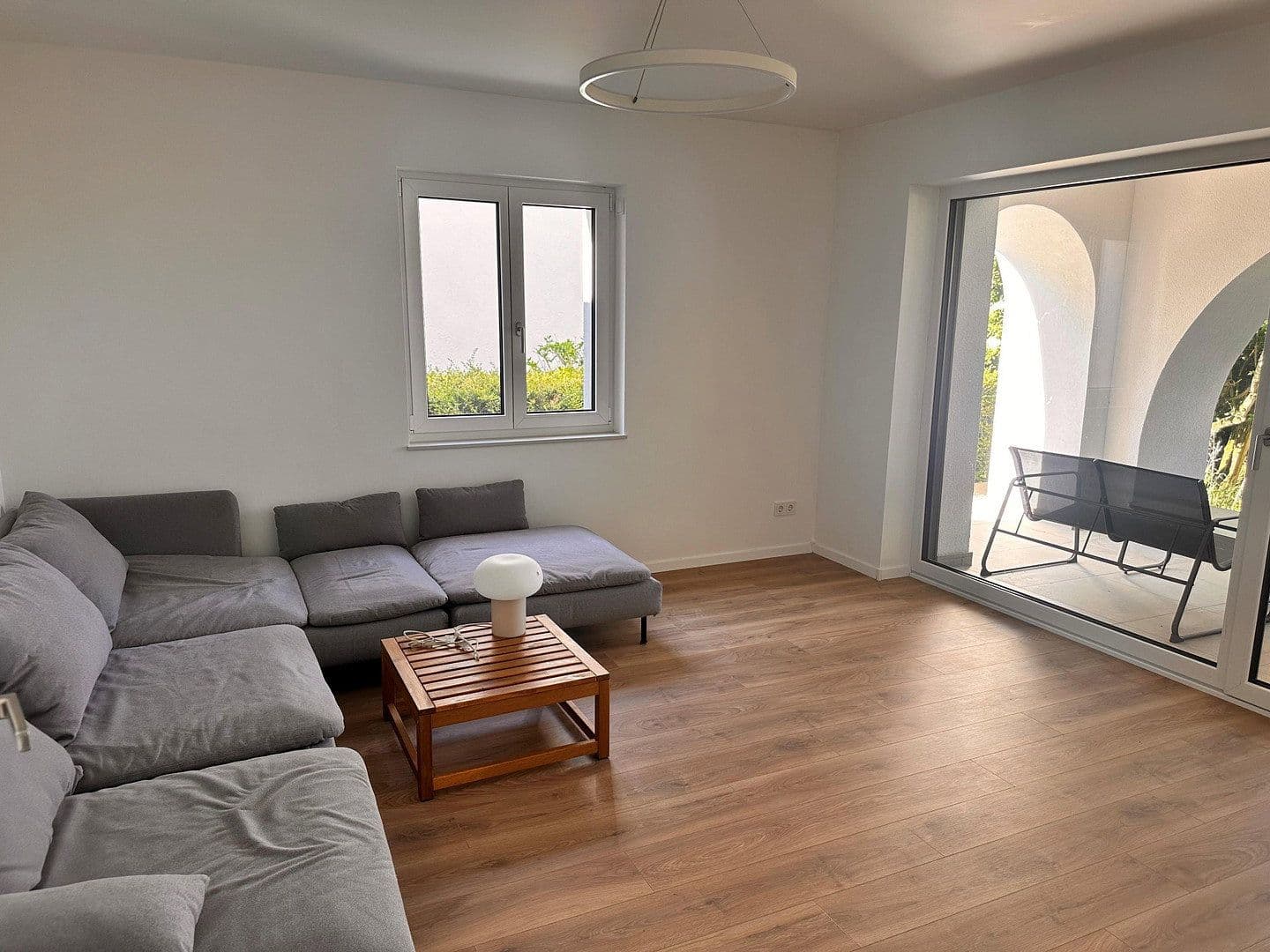 Prodej domu 260 m², pozemek 457 m², Blütenweg 13, Weinheim, Bádensko-Württembersko Prodej domu 260 m², pozemek 457 m², Blütenweg 13, Weinheim, Bádensko-Württembersko