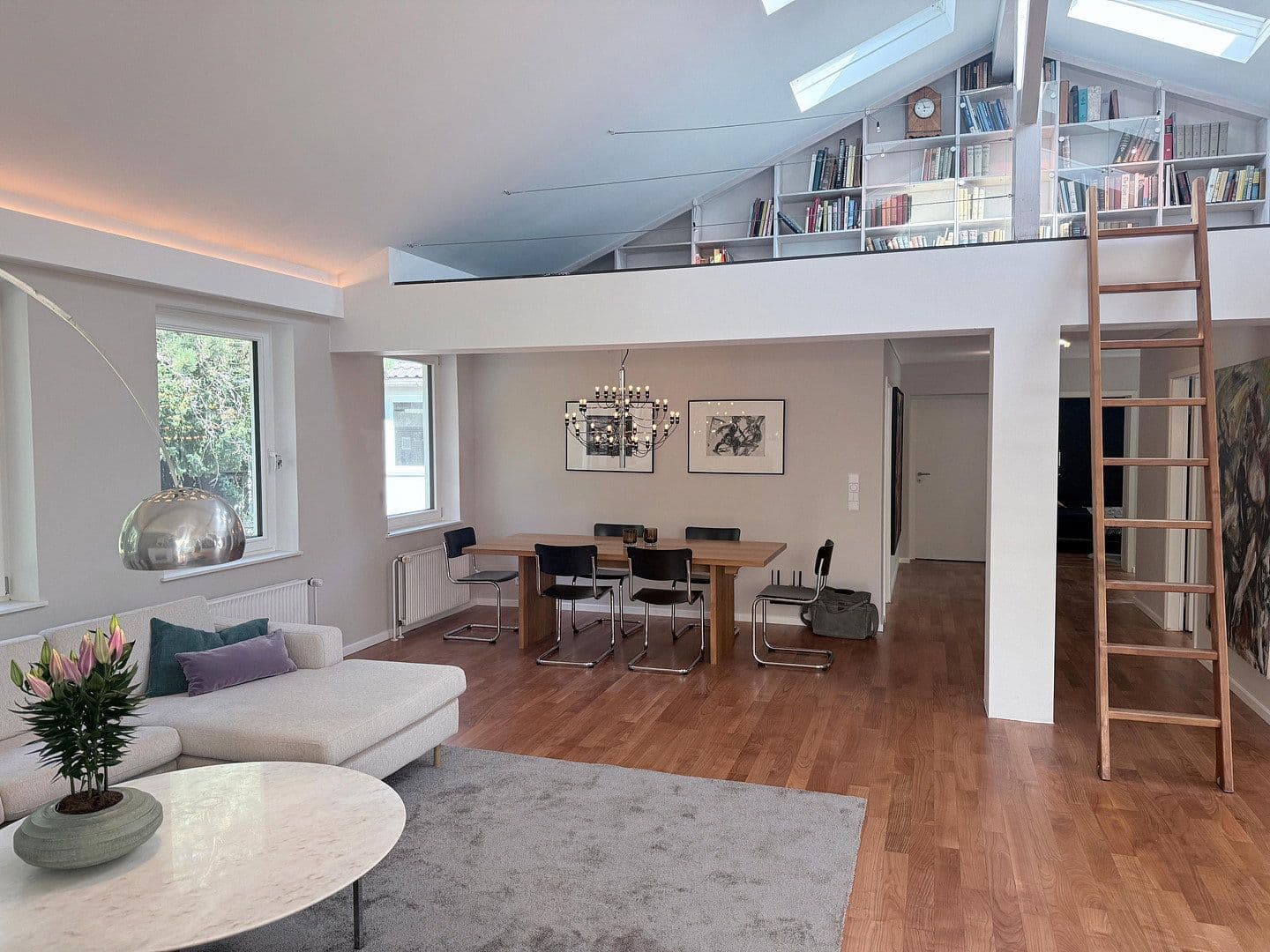Pronájem bytu 5+1 175 m², Sämannstr 14b, Gräfelfing, Bavorsko Pronájem bytu 5+1 175 m², Sämannstr 14b, Gräfelfing, Bavorsko