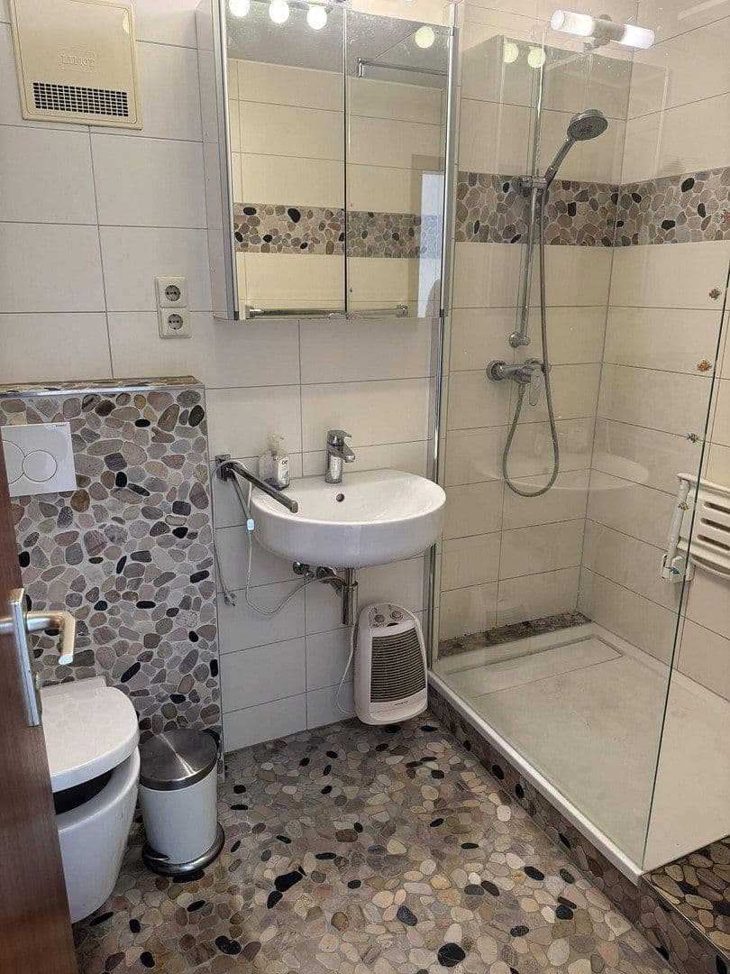 Prodej bytu 2+1 60 m², Holzgerlingen, Bádensko-Württembersko Prodej bytu 2+1 60 m², Holzgerlingen, Bádensko-Württembersko
