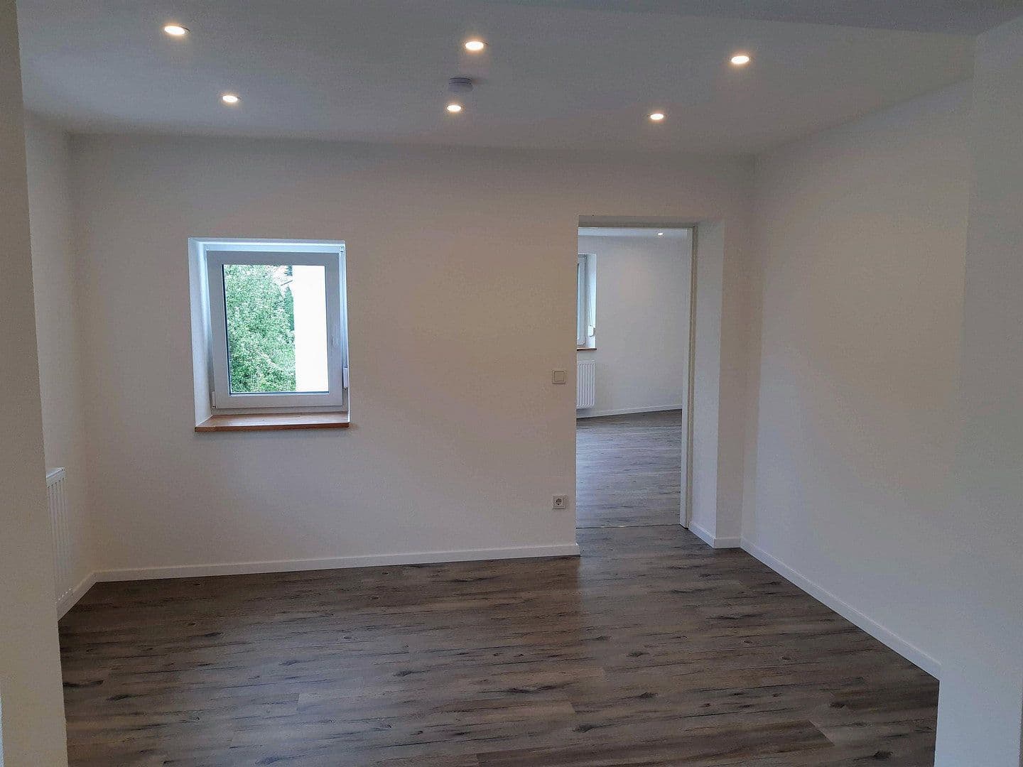 Pronájem domu 103 m², pozemek 103 m², Wilhelmsfeld, Bádensko-Württembersko Pronájem domu 103 m², pozemek 103 m², Wilhelmsfeld, Bádensko-Württembersko