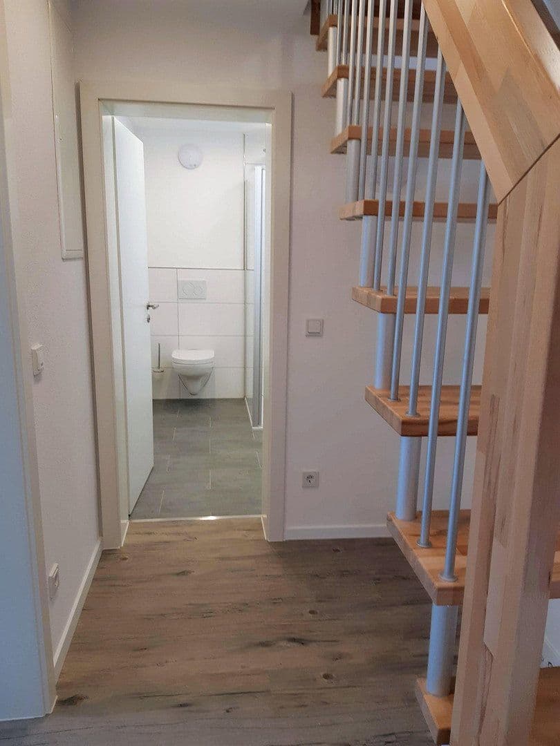 Pronájem domu 103 m², pozemek 103 m², Wilhelmsfeld, Bádensko-Württembersko Pronájem domu 103 m², pozemek 103 m², Wilhelmsfeld, Bádensko-Württembersko
