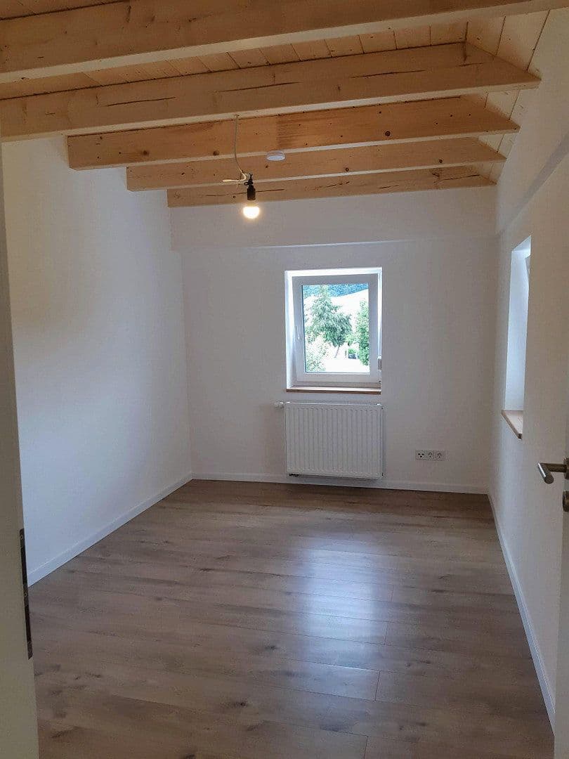 Pronájem domu 103 m², pozemek 103 m², Wilhelmsfeld, Bádensko-Württembersko Pronájem domu 103 m², pozemek 103 m², Wilhelmsfeld, Bádensko-Württembersko