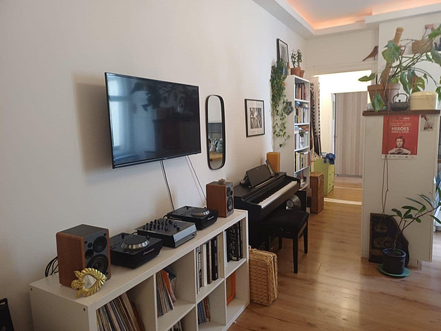 Prodej bytu 2+1 43 m², Berlin, Berlín Prodej bytu 2+1 43 m², Berlin, Berlín