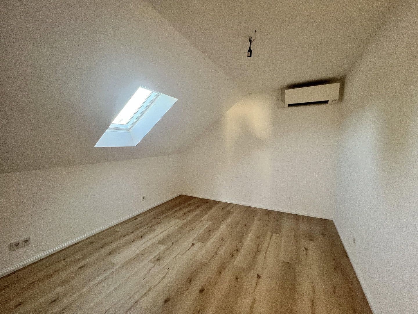 Prodej bytu 4+1 104 m², Babenhausen, Hessen Prodej bytu 4+1 104 m², Babenhausen, Hessen