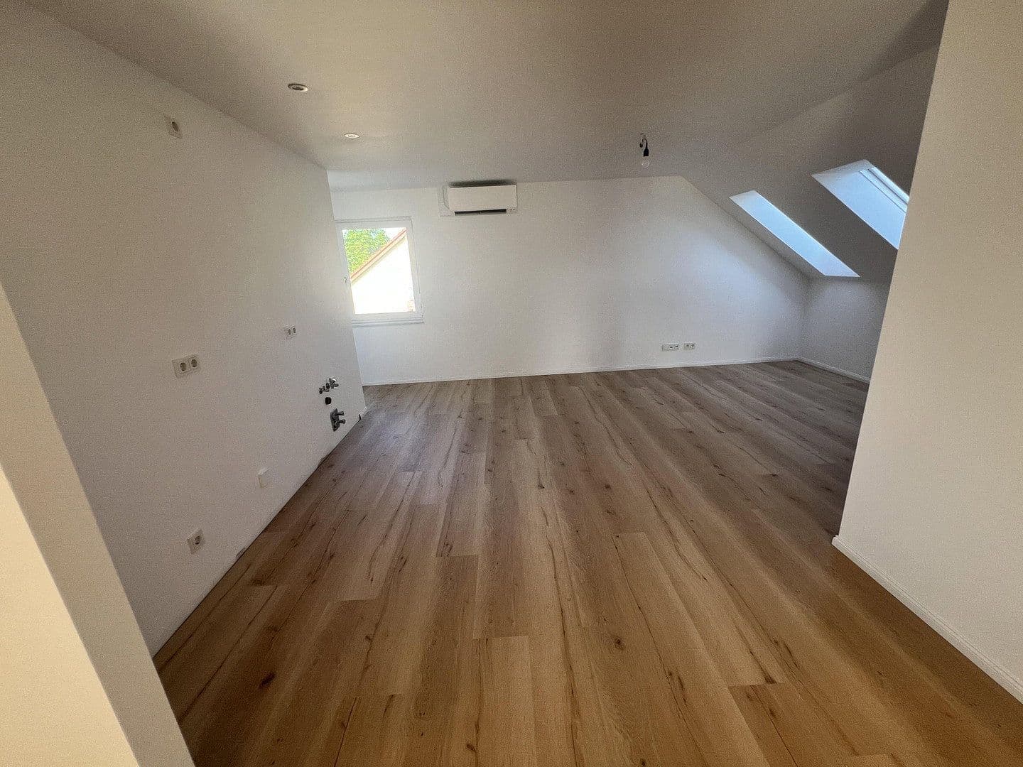 Prodej bytu 4+1 104 m², Babenhausen, Hessen Prodej bytu 4+1 104 m², Babenhausen, Hessen