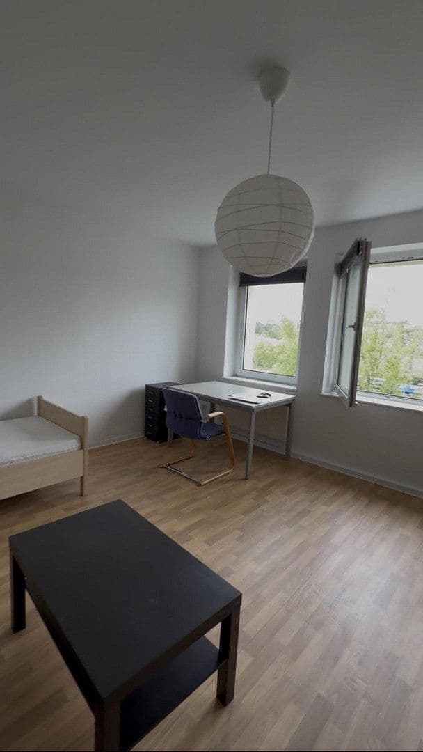 Pronájem bytu 19 m², Donaustraße 17 + 19, Erfurt, Durynsko Pronájem bytu 19 m², Donaustraße 17 + 19, Erfurt, Durynsko