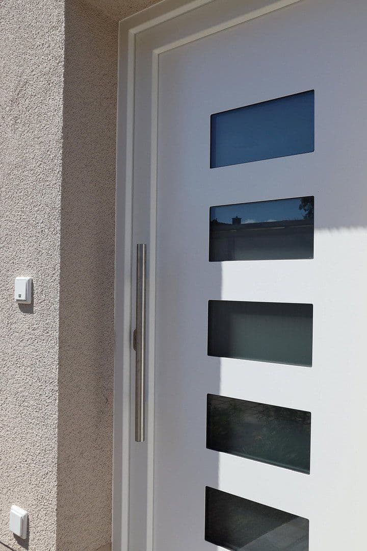 Pronájem domu 129 m², pozemek 300 m², Magdeburg, Sasko-Anhaltsko Pronájem domu 129 m², pozemek 300 m², Magdeburg, Sasko-Anhaltsko